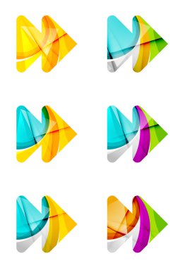 Soyut ileri kümesi oyun ok simgesi, iş logo kavramları, temiz modern geometrik tasarım