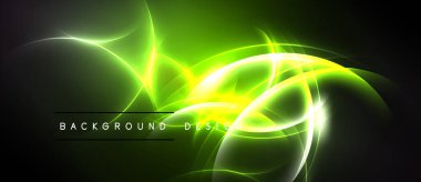 Parlak neon hatları kıvrılarak soyut enerji akışı yaratır. Koyu arkaplan parlak yeşil ışığın altını çiziyor. Modern tasarım ögesi.