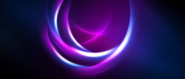 Soyut tasarım canlı dairesel katmanlar içerir. Mor, mavi renkler koyu arkaplan üzerinde ışıltılı bir etki yaratır. Modern, dinamik kompozisyon.