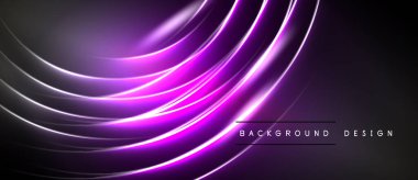 Siyah arkaplan üzerinde soyut mor çizgiler. Dinamik eğriler parlayan bir etki yaratır. Dijital projeler için modern tasarım ögesi.