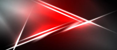 Soyut kırmızı çizgiler siyah arkaplan ile kesişir. Parlak parıltı, dinamik görsel efekt yaratır. Modern tasarım ögesi.