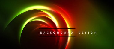 Soyut neon ışıklar dönen şekiller oluşturur. Koyu arkaplan canlı kırmızı, turuncu ve yeşil renklerle tezat oluşturuyor. Modern tasarım ögesi.