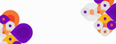 Soyut geometrik şekiller, mor, turuncu, beyaz. Minimalist tasarım, temiz arka plan, modern estetik. Kompozisyon dairelere, üst üste binen biçimlere odaklanır.