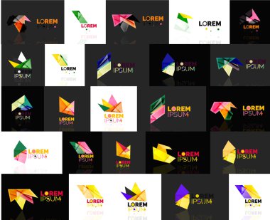 Üçgen geometrik şekiller, soyut logoları ayarla