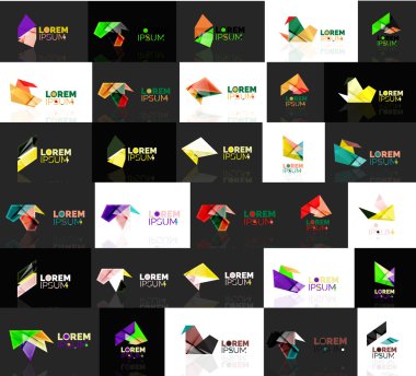 Üçgen geometrik şekiller, soyut logoları ayarla