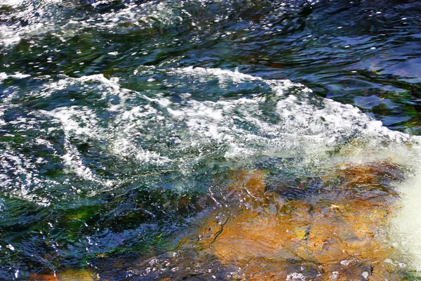 Le débit d'eau — Photo