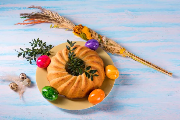 Traditional Easter babka — Stock Photo, Image