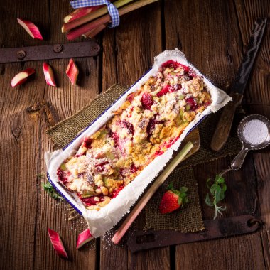 ravent çilekli tatlı çörek