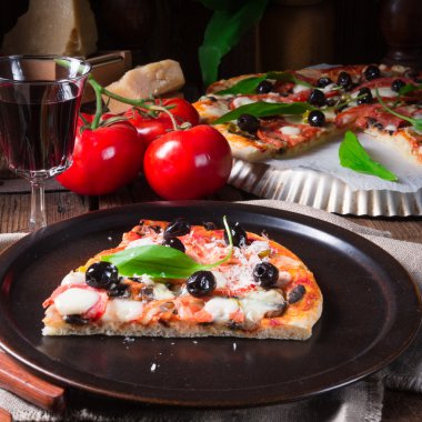 Yabani sarımsak - margarita pizza