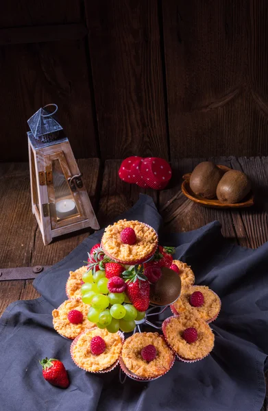 Pastel de queso Muffins con frambuesas —  Fotos de Stock