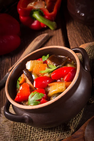 Taze ev yapımı ratatouille — Stok fotoğraf