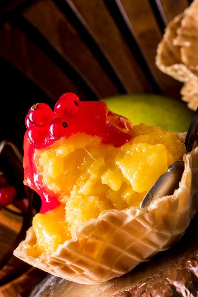 自制芒果冰淇淋 — 图库照片