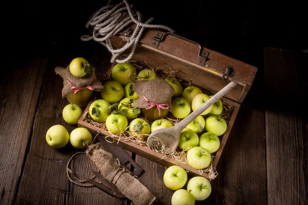 Sugo di mele bianco trasparente — Foto Stock