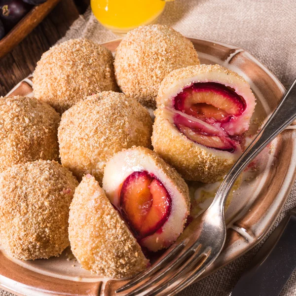 Delicious plum dumplings — Stock Photo, Image