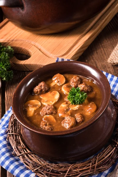 Gerçek Kuzey Alman sahte kaplumbağa çorbası — Stok fotoğraf