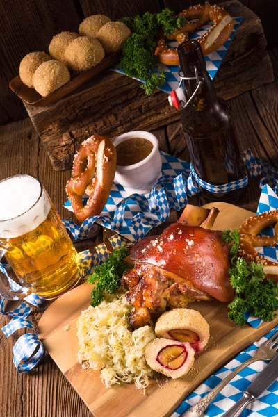 Oktoberfest pork with Sauerkraut — Stock Photo, Image