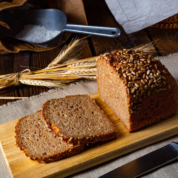 Moist Wholemeal Bread Crushed Ground Whole Grain — Stock Photo, Image