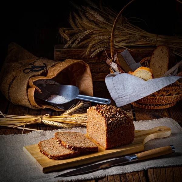 Vochtig Volkorenbrood Fijngemaakt Gemalen Volkoren — Stockfoto