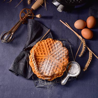 Lezzetli ev yapımı waffle.