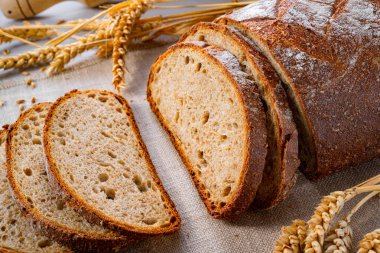 Lezzetli karışık çavdar ekmeği, ayrıca gri ekmek olarak da bilinir.