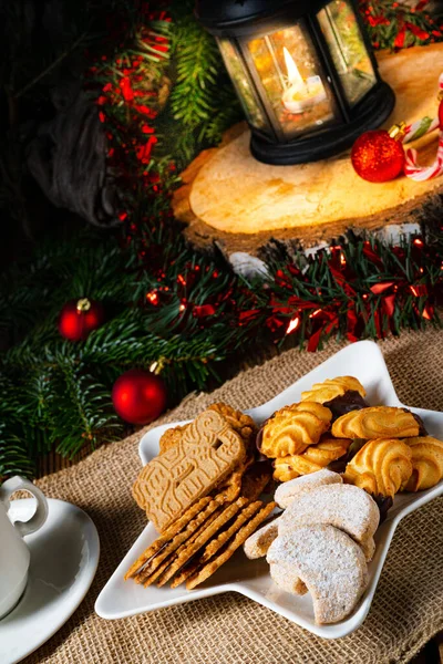 Différents Types Biscuits Avec Des Décorations Noël Rustiques — Photo