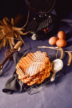 Lezzetli ev yapımı waffle.