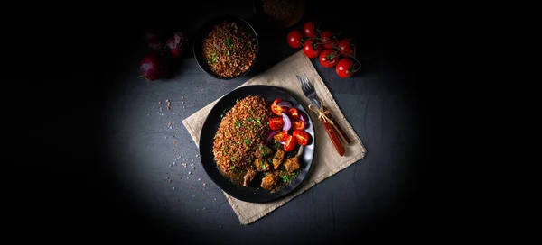 Boekweit Gort Gebakken Oven Met Rundergoulash — Stockfoto