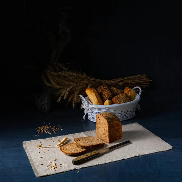 Delizioso Pane Segale Sulla Tavola — Foto Stock