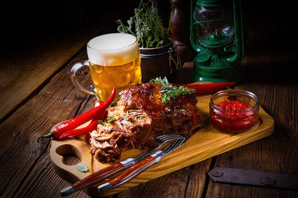 Schweinefleisch Aus Dem Ofen Mit Biersoße — Stockfoto