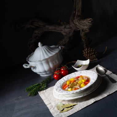 Kapusniak Lezzetli Polonya lahana turşusu çorbası