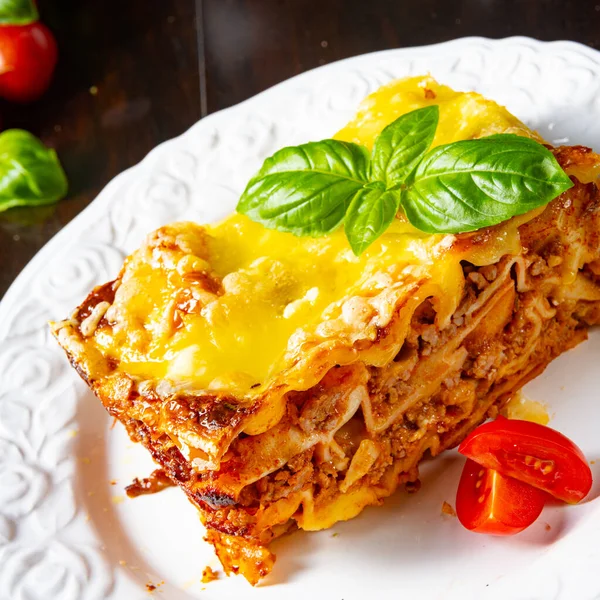 Delicious Lasagne Bolognese Bechamel Sauce — Stock Photo, Image