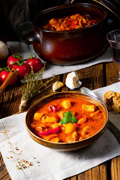 Rustic Hungarian Goulash Soup Paprika — Stock Photo, Image