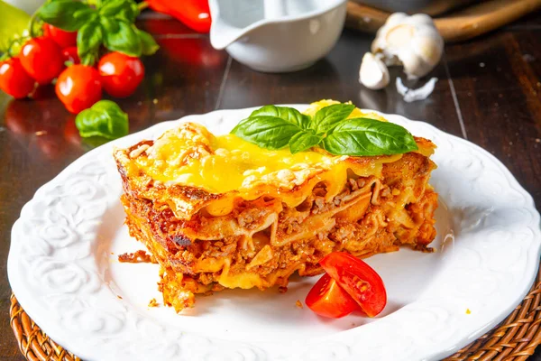 Delicious Lasagne Bolognese Bechamel Sauce — Stock Photo, Image