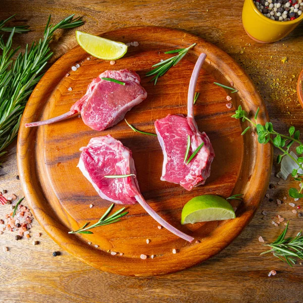 Raw Fresh Lamb Chops Wooden Cutting Board — Stock Photo, Image