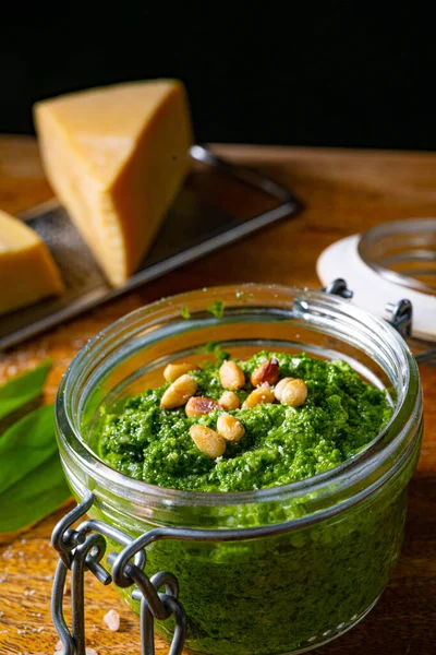 Delicious Wild Garlic Pesto Pine Nuts — Stock Photo, Image