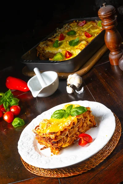 Lahodné Lasagne Boloňskou Bešamelovou Omáčkou — Stock fotografie