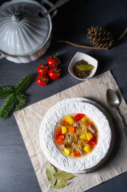 Kapusniak Lezzetli Polonya lahana turşusu çorbası