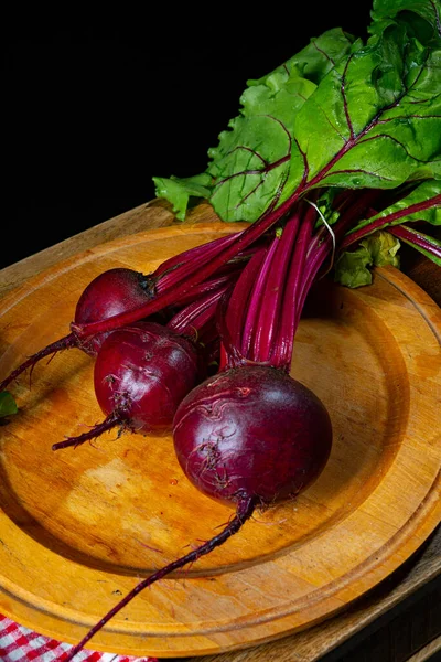 Ботвина Rustic Young Beetroot — стоковое фото