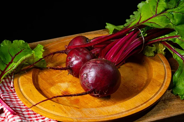 Ботвина Rustic Young Beetroot — стоковое фото