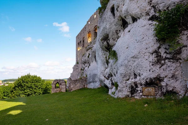 Old Castle Ruins Ogrodzieniec — Stock Photo, Image