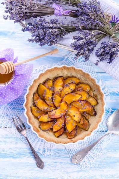 Tarta de nectarina con miel —  Fotos de Stock