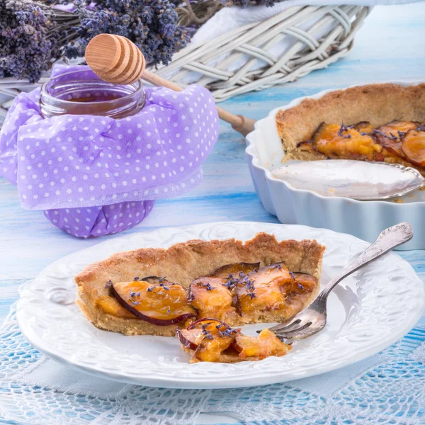 Tarte de nectarina com mel — Fotografia de Stock