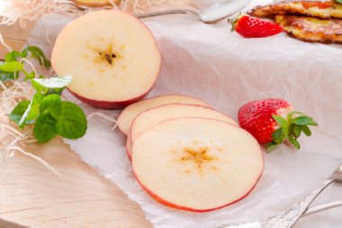 elma ve patates pancakes