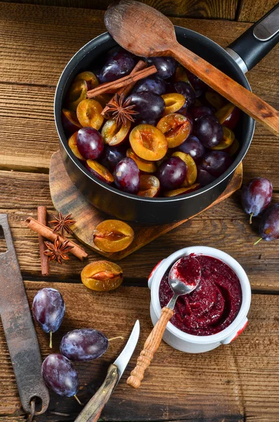 Plum puree — Stock Photo, Image