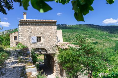 Provence Köyü 