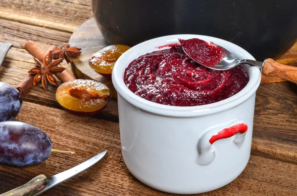 Plum puree — Stock Photo, Image