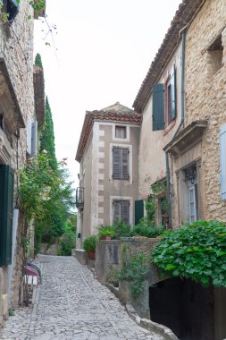 Provence Köyü