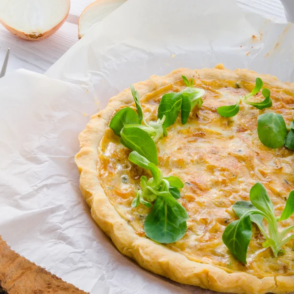 Onion tart — Stock Photo, Image