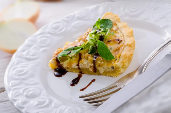 Onion tart — Stock Photo, Image