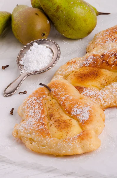 Pancakes with fruits — Stock Photo, Image